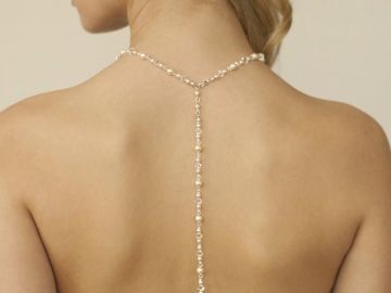 Back necklace of pearls and crystals