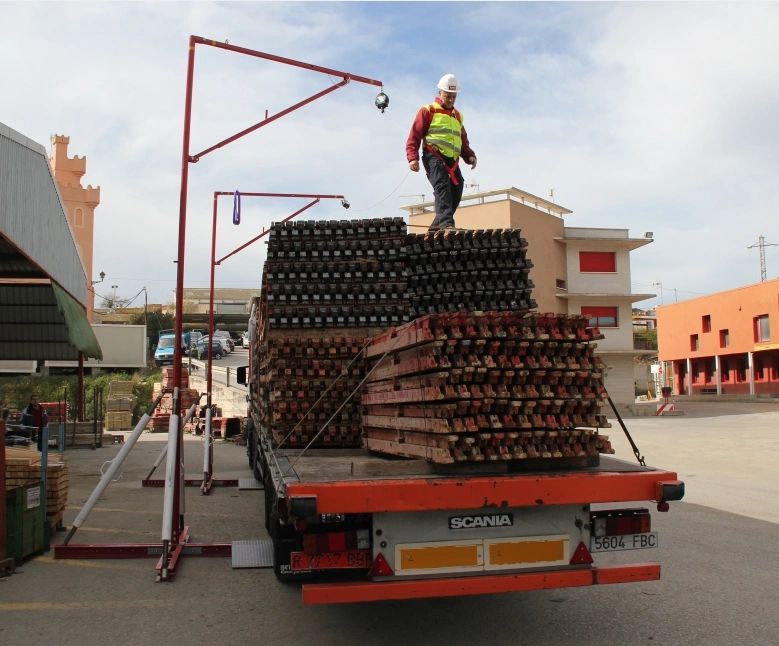 Alsina Alsipercha & Alupercha with Counterweight MF, overhead anchor point, fall protection