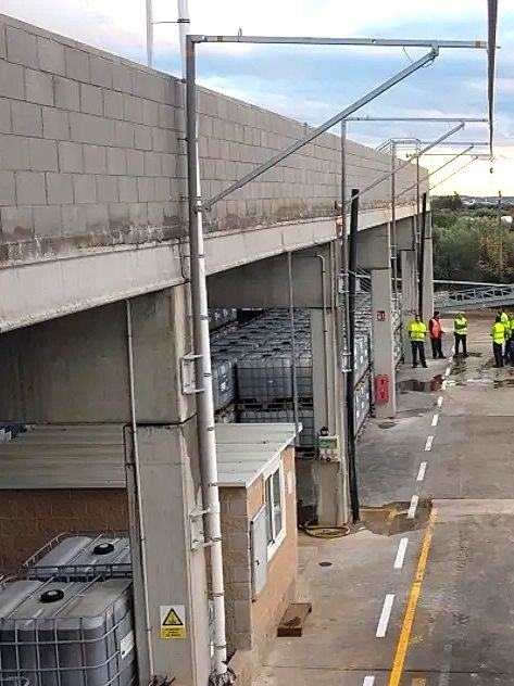 Alsina Rail Alsipercha & Alupercha w/ concrete wall bracket, overhead anchor point, fall protection