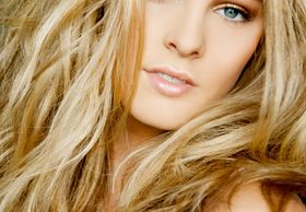 Best Hair Products & Best Selling Hair care hair spray & styling tools for your hair care routine.