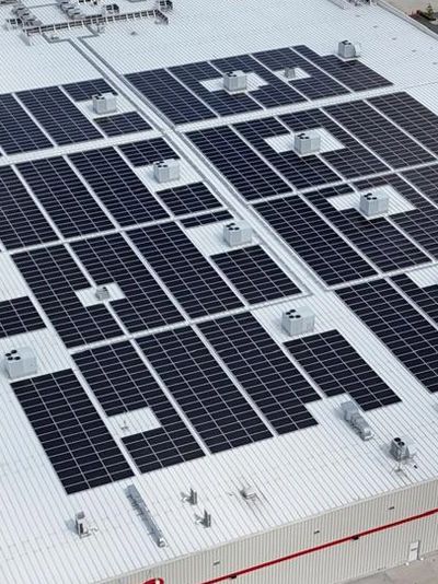 1,890 panels: 540W Sunpower P7