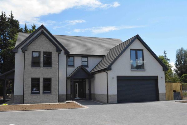 Kommerling Windows for new build properties