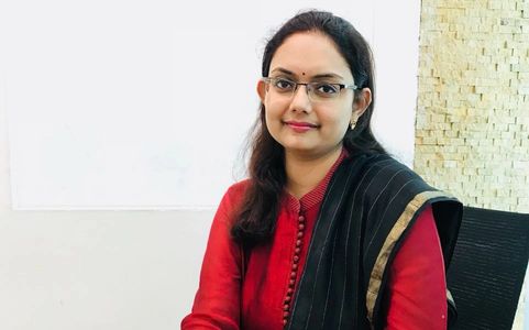 Dr. Veena Yagna MBBS. DNB