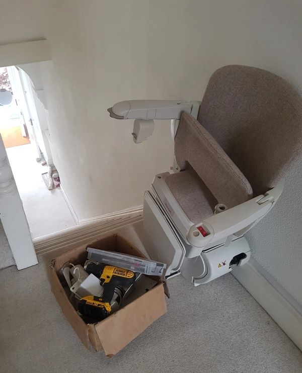 Stairlift Servicing and Stairlift repairs www.stairliftswales.com