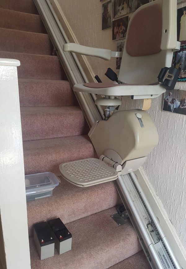 Stairlift repaired - Stairlift fitted with new parts