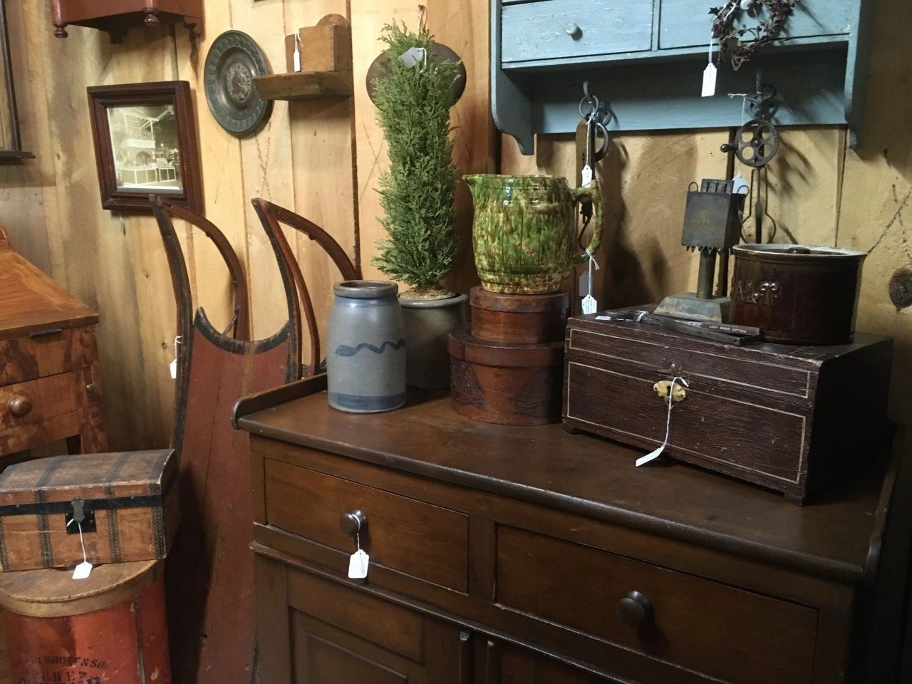 Rustique Antiques