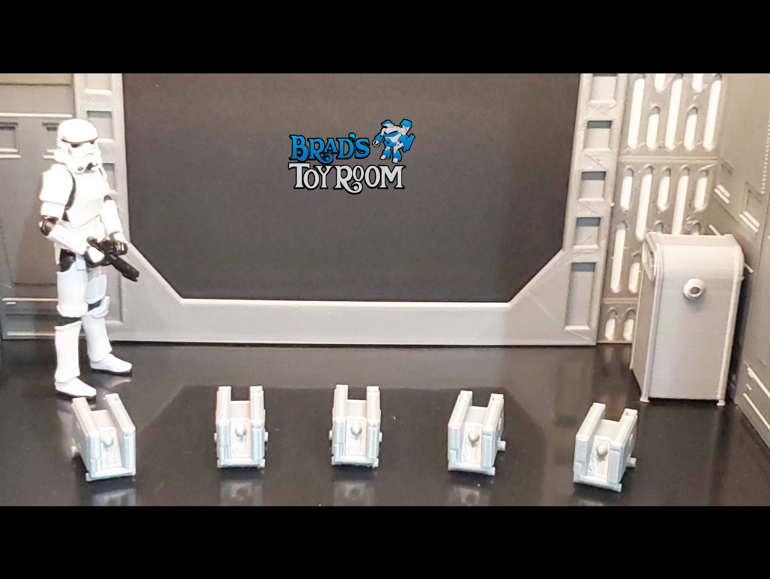 Star Wars Stormtrooper with 3d printed mouse droids