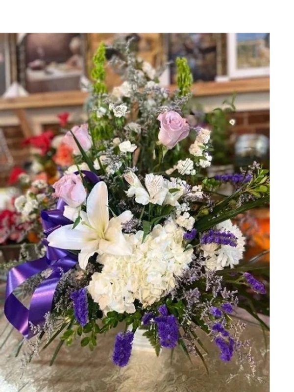 Purple & white urn arr.