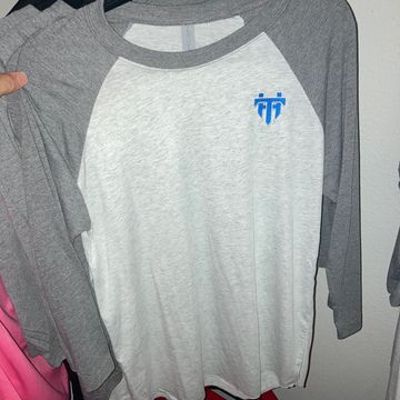 Available in S, M, L