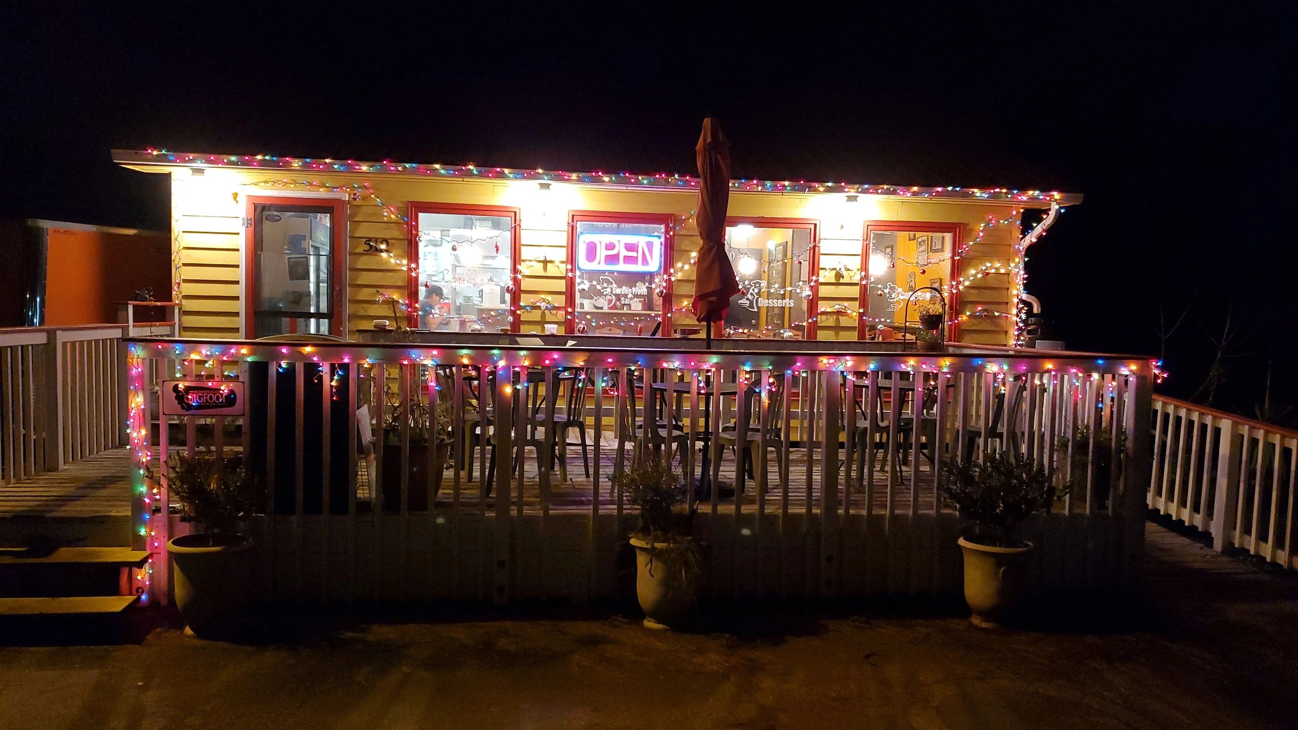 Garden Deli & Pizeria Garden Deli & Pizzeria