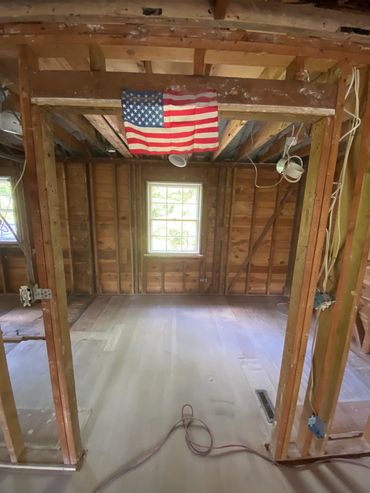 Completely gutted walk in closet. Kept the light fixtures intact no damage. Cleanest demo guys!