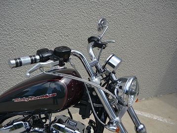 Sportster with flat-track bars
