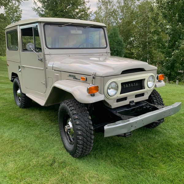 FJ40 Land Cruiser 4x4