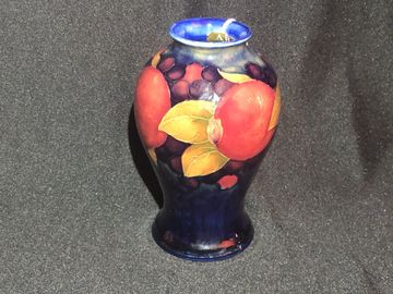 Moorcroft Pomegranite vase
c1928-53
SN 6010-186
