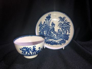 Worcester DR Wall period tea bowl & saucer - Mother & Child pattern C1775
SN 6010-246