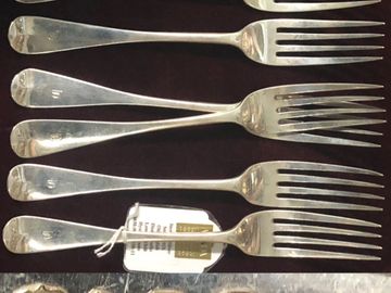 Sterling Silver
6 Old English pattern table forks
London 1848
Hyam Hyams