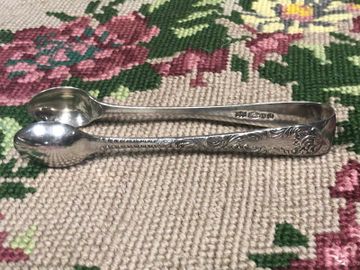 c1935 small size sugar tongs
Electroplated
EPNS
