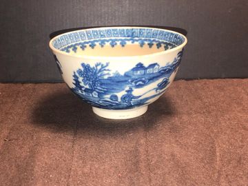Worcester DR Wall period tea bowl
Cormorant pattern
C1775
SN 6010-250