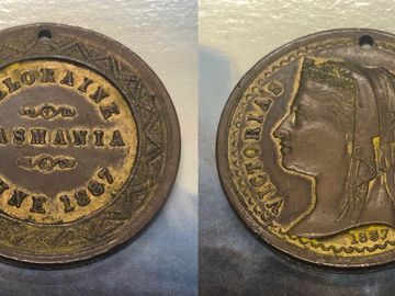 RARE -  Deloraine Queen Victoria 1887 Julilee medallion 