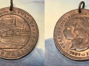 SCARCE Mount Lyell Copper Medallion Queen Victoria Diamond Jubilee 1897