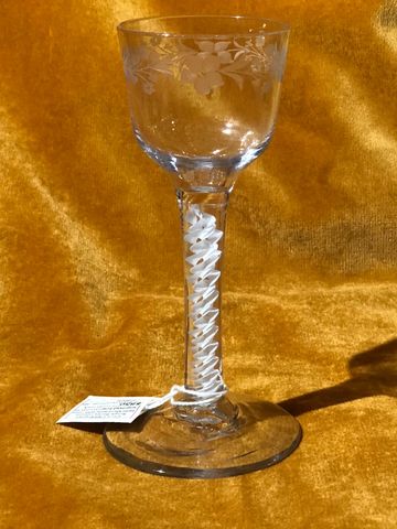 Georgian double series opaque stem wine glass
DSOT
SN 102100-490