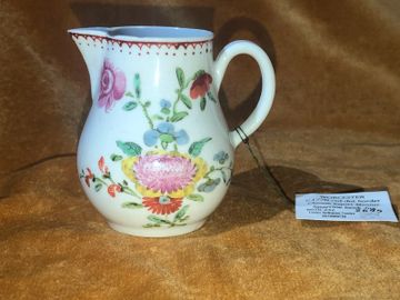 Worcester 1st period sparrow beak jug c1770
Hand painted in the Chinese export manner
SN 6010-232