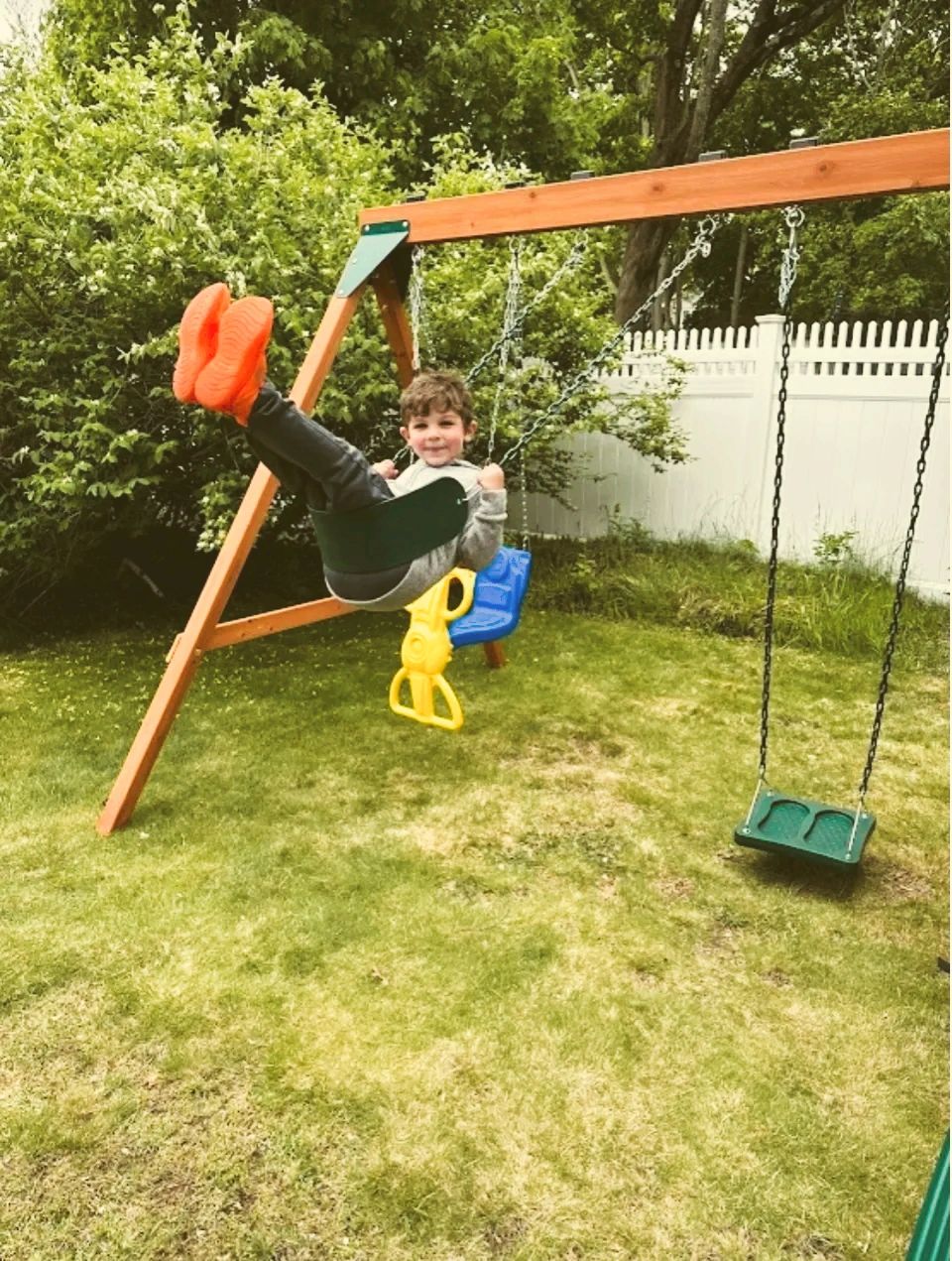 Installer in Dover, Massachusetts. Stand up swing. Bucket swing Glider swing. Cedar Kidkraft Playset