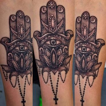 Fatima hand Mandala tattoo Rob Figueroa line work tattoo palm bay black and gray tattoo