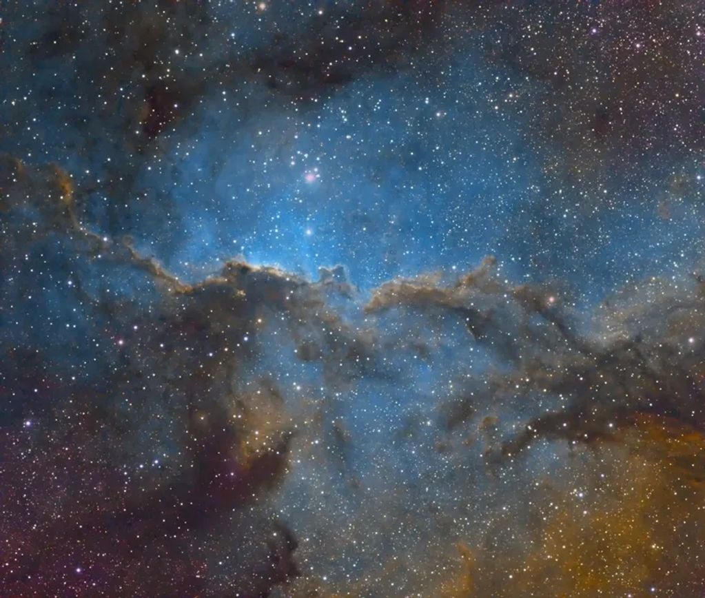 alt="NGC 6188, the Fighting Dragons of Ara, captured in narrowband from Cohuna, Australia"