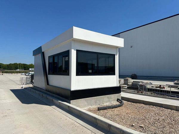 A bespoke gatehouse built for a distribution centre