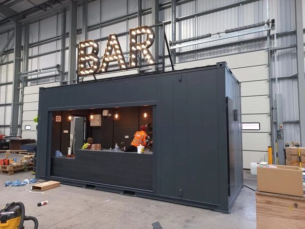 Pop up container bar