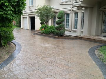 INTERLOCK DRIVEWAY