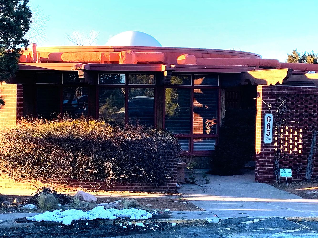 exterior of santa fe wellness center, an individual and group counseling practice in santa fe, new m