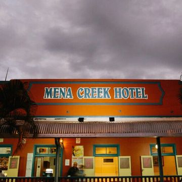 Mena Creek Hotel 