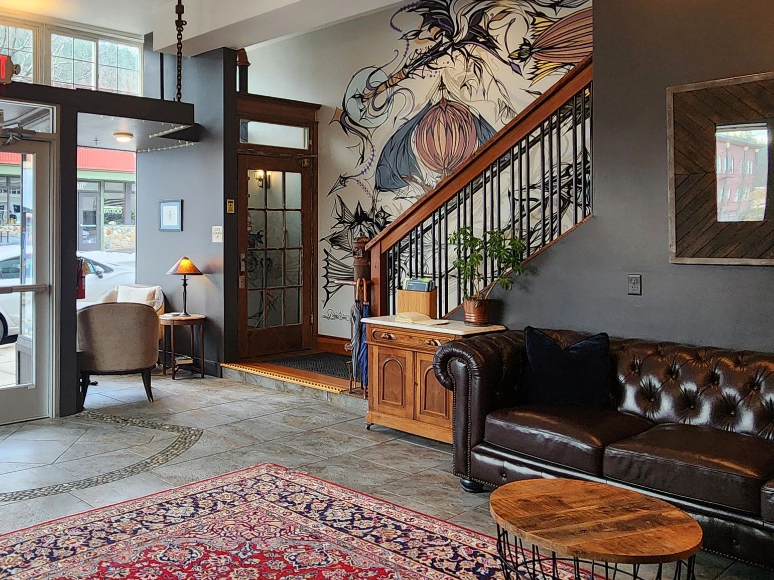 Lobby of Mossbrae Hotel located in Dunsmuir, CA