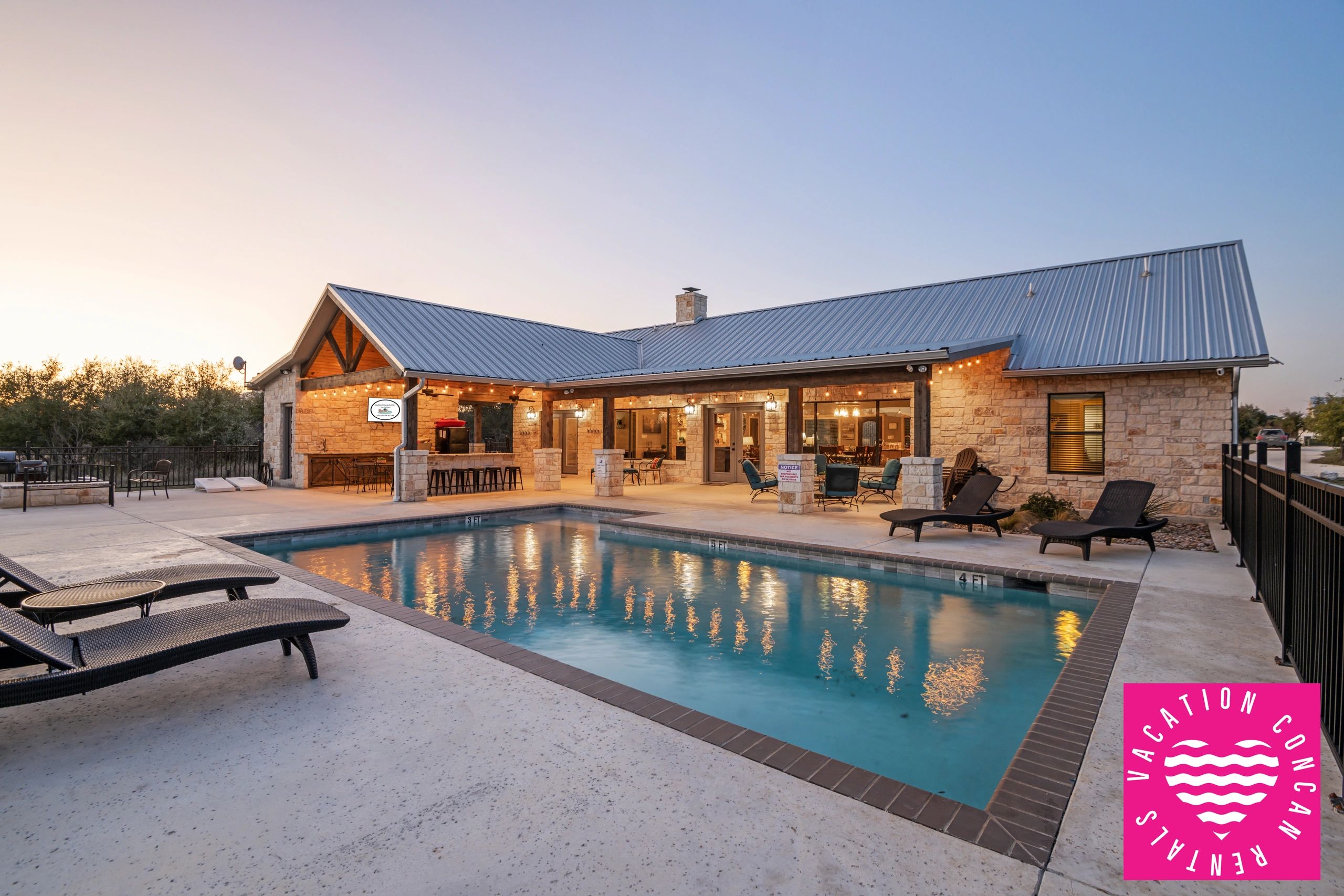 Image of Chula Vista lodge in Concan, TX.