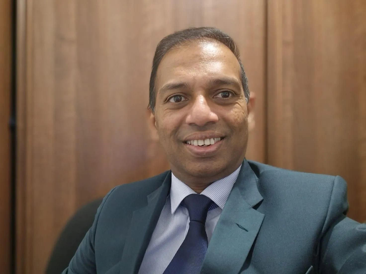 Portrait shot of Dr Upul Fernando