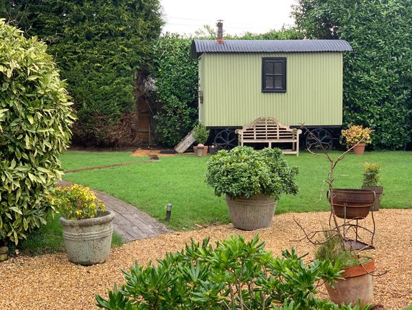 The Woodland Hut has a double bed Seperate Kitchen and Bathroom. It has a log burner, Alexa and WiFi