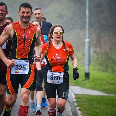 Kev and Janice running Norwich half marathon