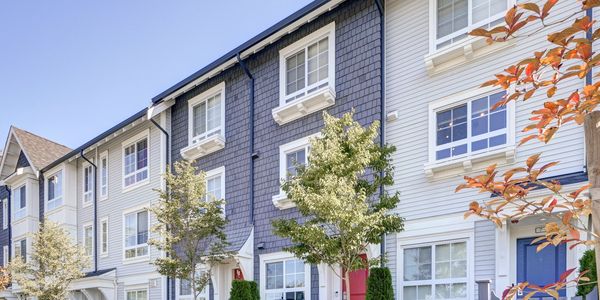 Welcome to your new home at YORK NORTH by Mosaic. This bright 2 bedroom, 3 bathroom townhouse featu