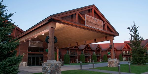Exterior image of The Waters of Minocqua