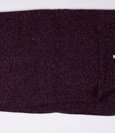Red / Black Cashmere Yarn