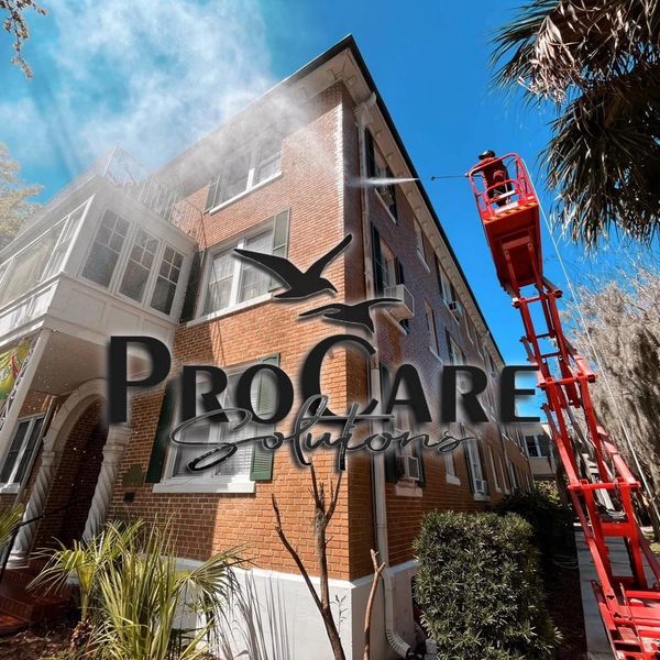 Pressure washing for restaurants and retail centers in Ormond Beach, improving curb appeal.