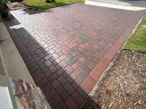 Professional paver sealing in eTown
