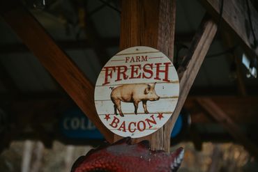 Farm Fresh Bacon sign