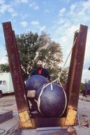 How to build one ton sculpture by yourself with two 36" steel
