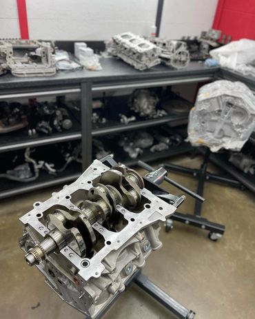 R35 GTR engine build in progress with crankshaft installed by VOLKOV Motors