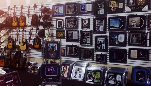 Music Autograph Memorabilia