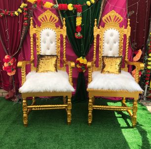 Throne chair rental