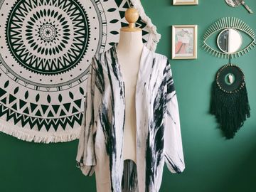 LUIS
Color: gray tie dye
Men/Women
Price: PHP 1495